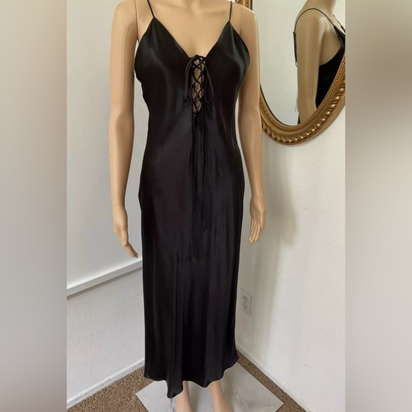 ZARA - BLACK SATIN DRESS - Picture 5 of 10
